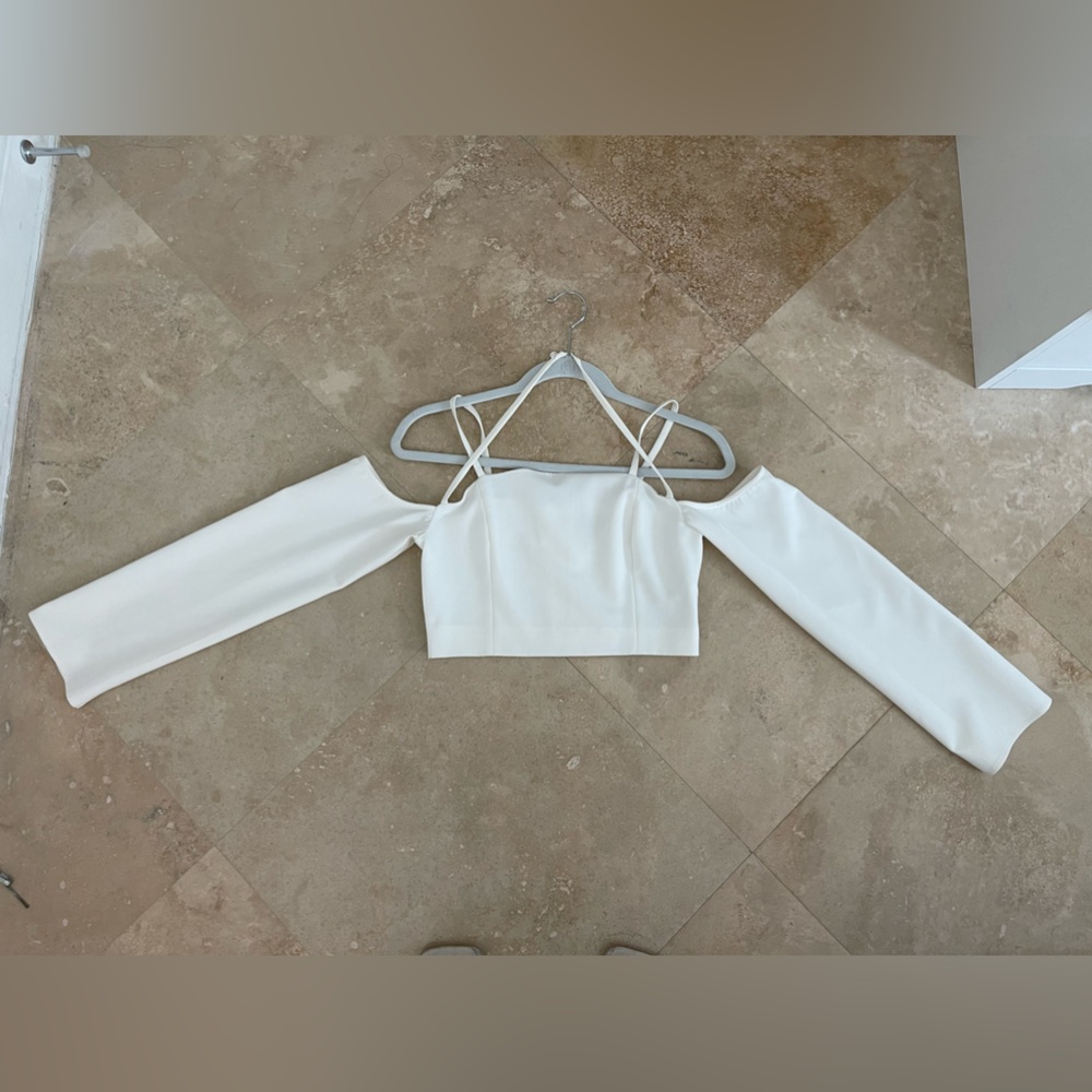 Finders keepers white top